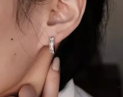 Milgrain Hoop Huggie Earrings w/Brilliant and Baguette Cut Diamond Simulant Bridesmaid Earrings Elegant Bridal Dainty Earrirngs 