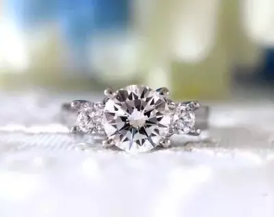 3.16 cttw Classic Three Stones Engagement Ring Brilliant Cut Diamond Simulants Bridal Ring Wedding Ring Anniversary Ring 