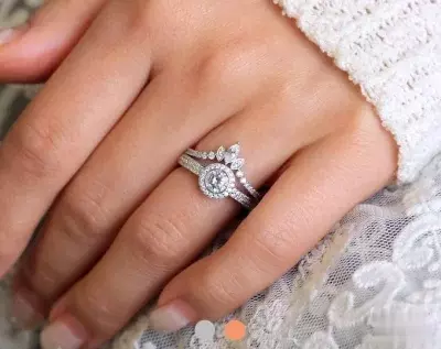 1.12 cttw Unique Tiara & Crown Shaped Bridal Set Ring Halo Engagement Ring w/ Curved Wedding Ring Dainty Ring Set 