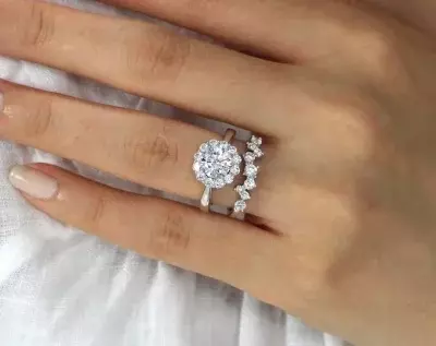 2.36 cttw Floral Halo Bridal Set Ring Brilliant Cut Engagement Ring w/ Dainty Cluster Wedding Band Ring 