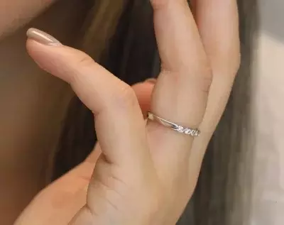 2.0mm Wide Half Eternity Band Ring Bezel Set Ring Brilliant Cut Diamond Simulant Stacking Ring Wedding Ring 